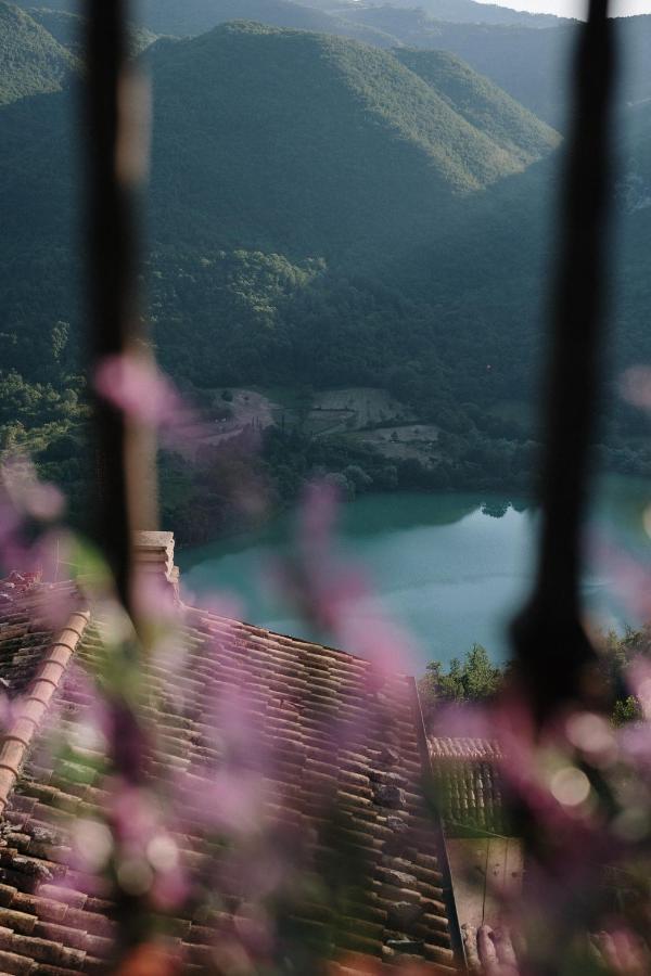 Lago Del Turano - La Taverna Con Cucina Open Space E Free Wi-Fi Ascrea Dış mekan fotoğraf